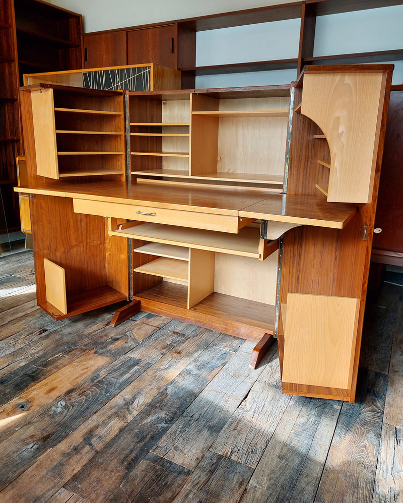 Vintage Magic Box bureau