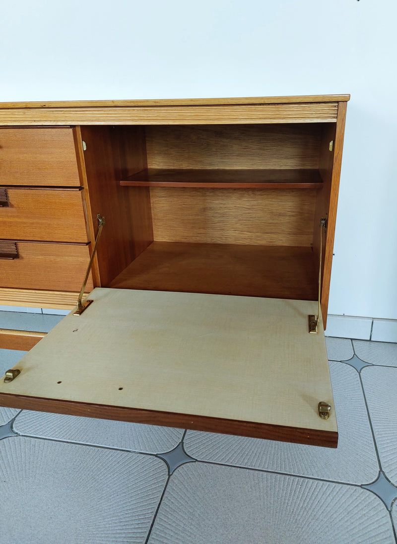 Vintage dressoir