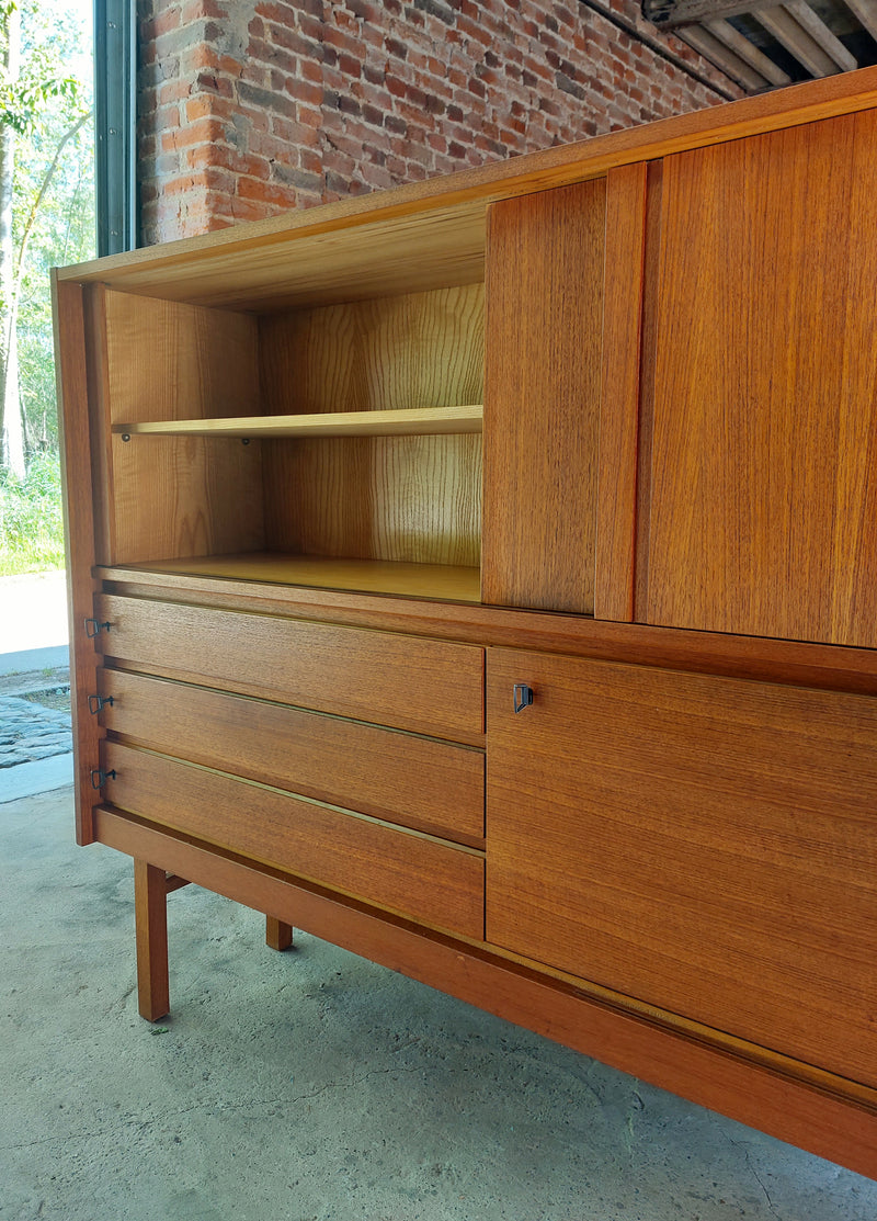 Vintage highboard