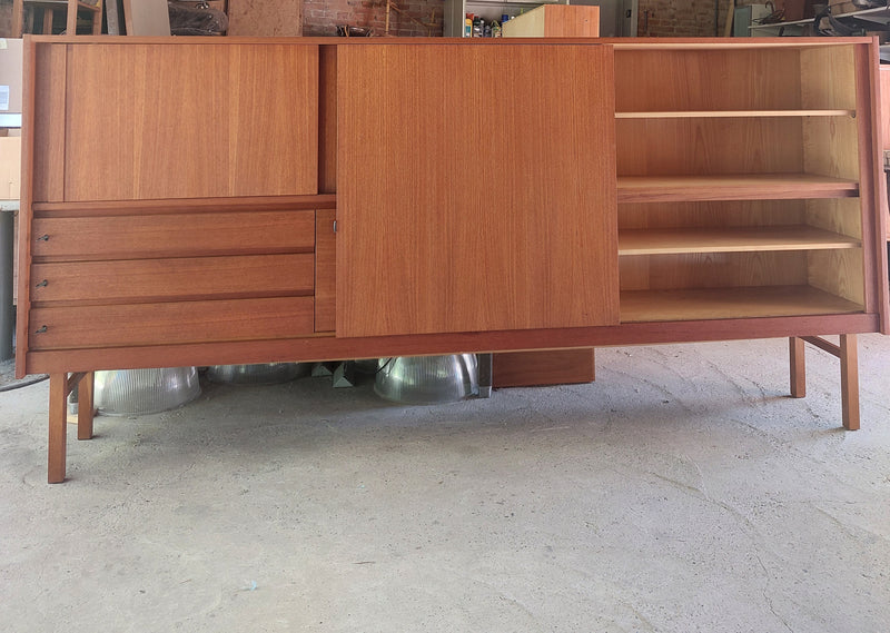 Vintage highboard