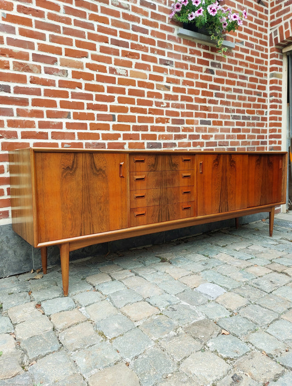 Vintage Deense sideboard