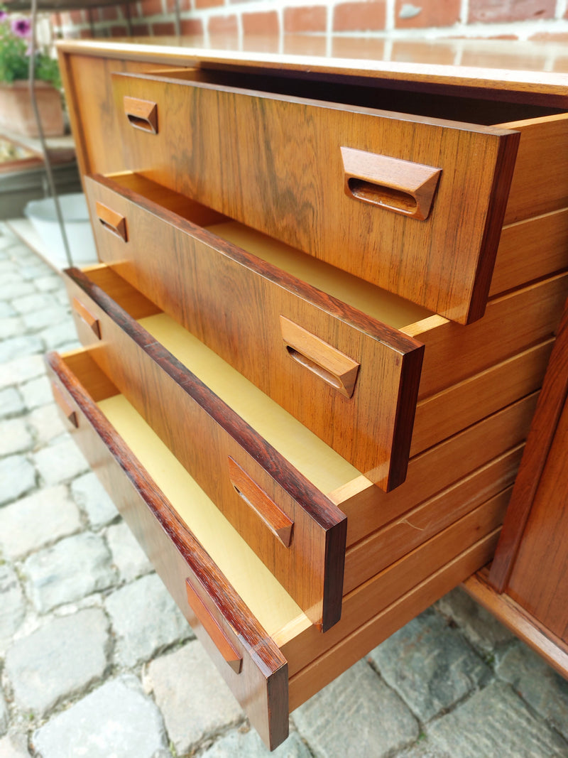 Vintage Deense sideboard