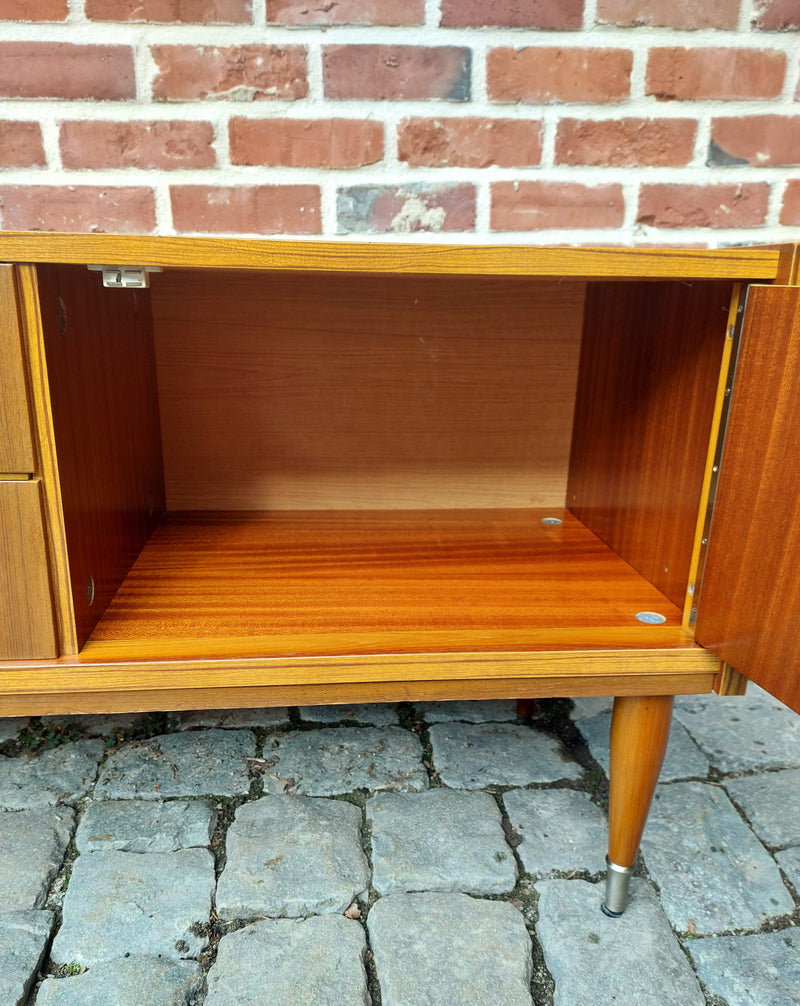 Vintage dressoir