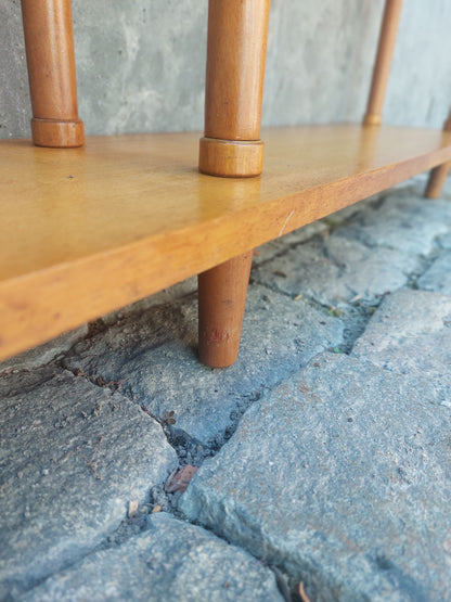 Vintage wandmeubel/stokkenkast