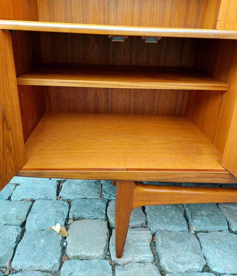 G-Plan highboard