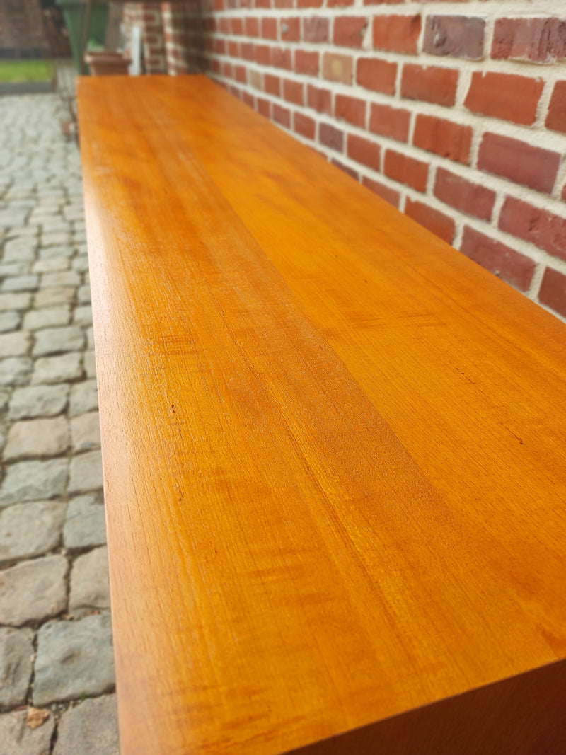 Vintage lowboard