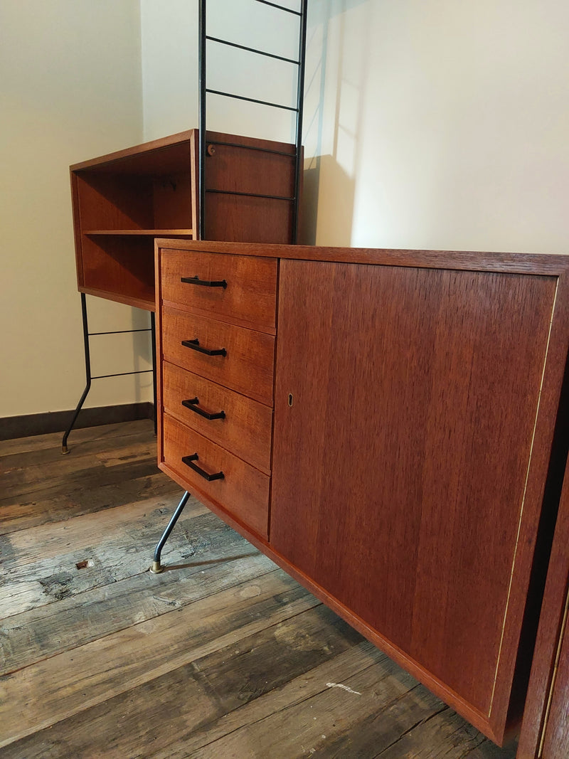 Vintages modulair wandmeubel