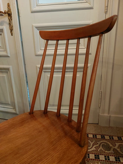 Vintage spijlenstoelen
