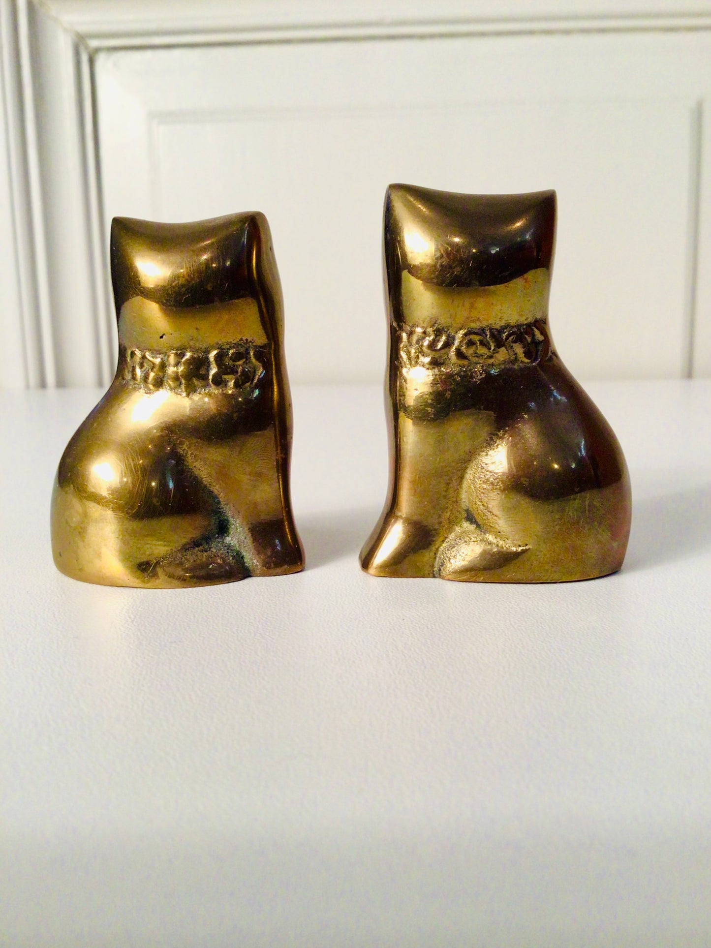 Vintage poezen in messing