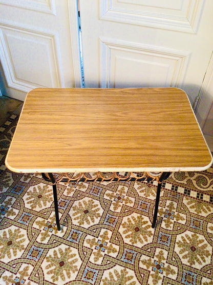 Vintage bijzettafeltje