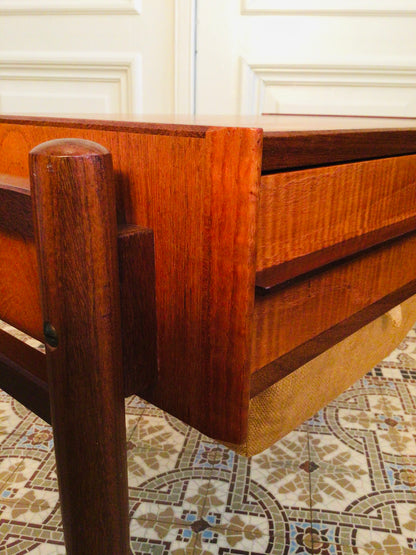 Vintage Deense naaikast