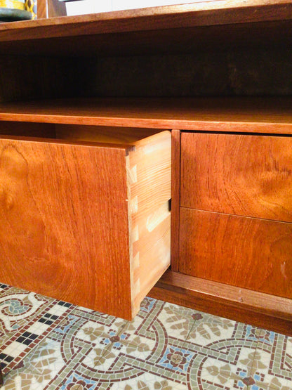 Vintage Deense make-up tafel