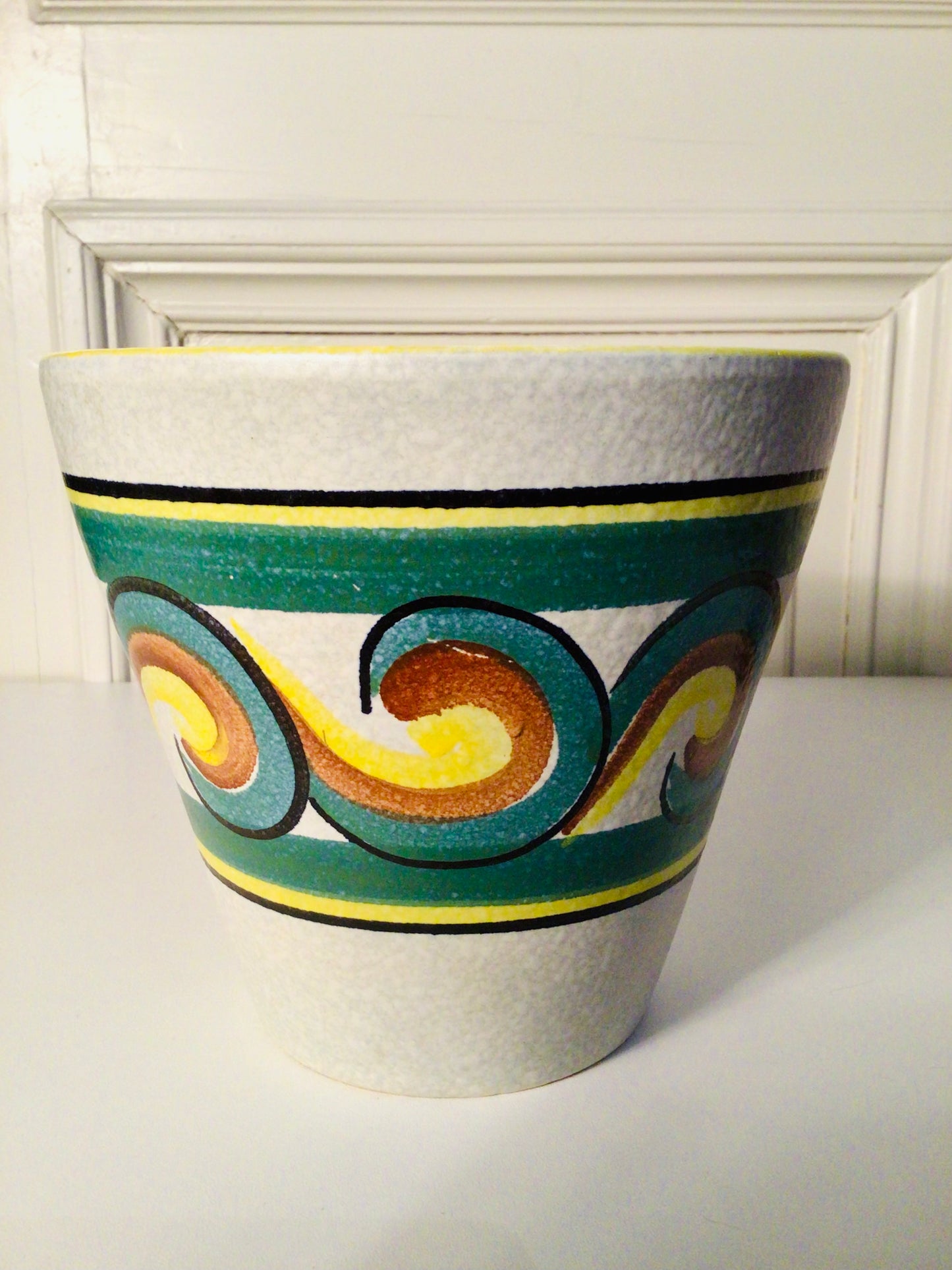 Vintage kleurrijke bloempot