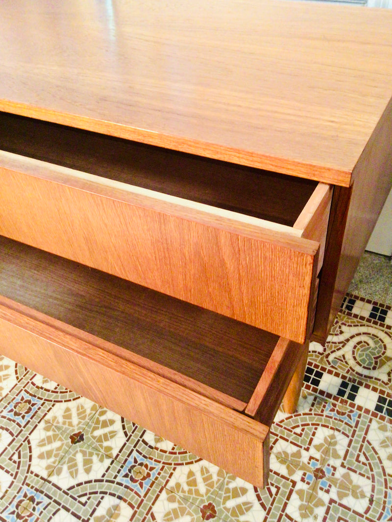 Vintage dressoir