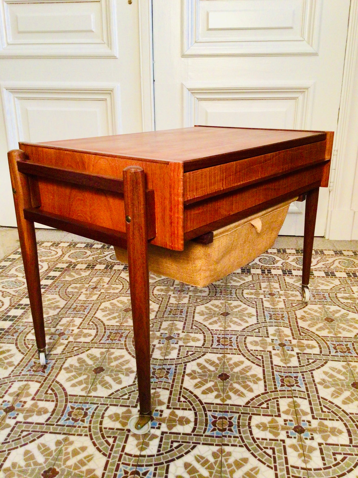 Vintage Deense naaikast