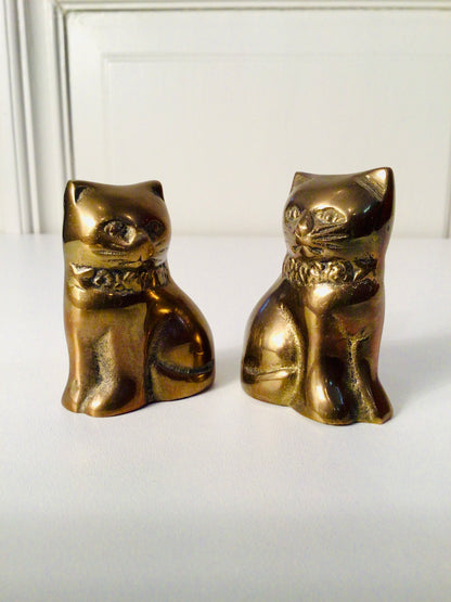 Vintage poezen in messing