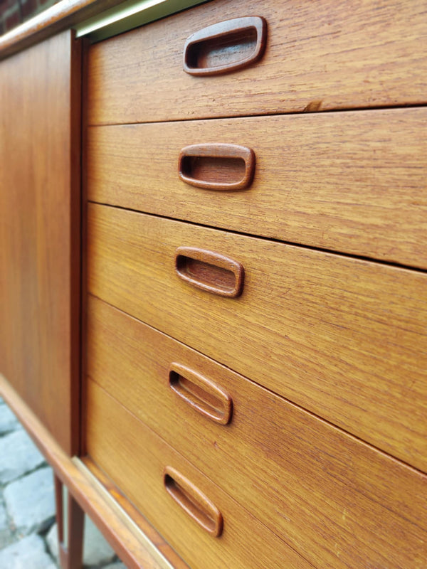 Vintage XXL dressoir, ontworpen door Omer Lefèvre