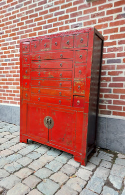 Rode Oriëntaalse bruidskast